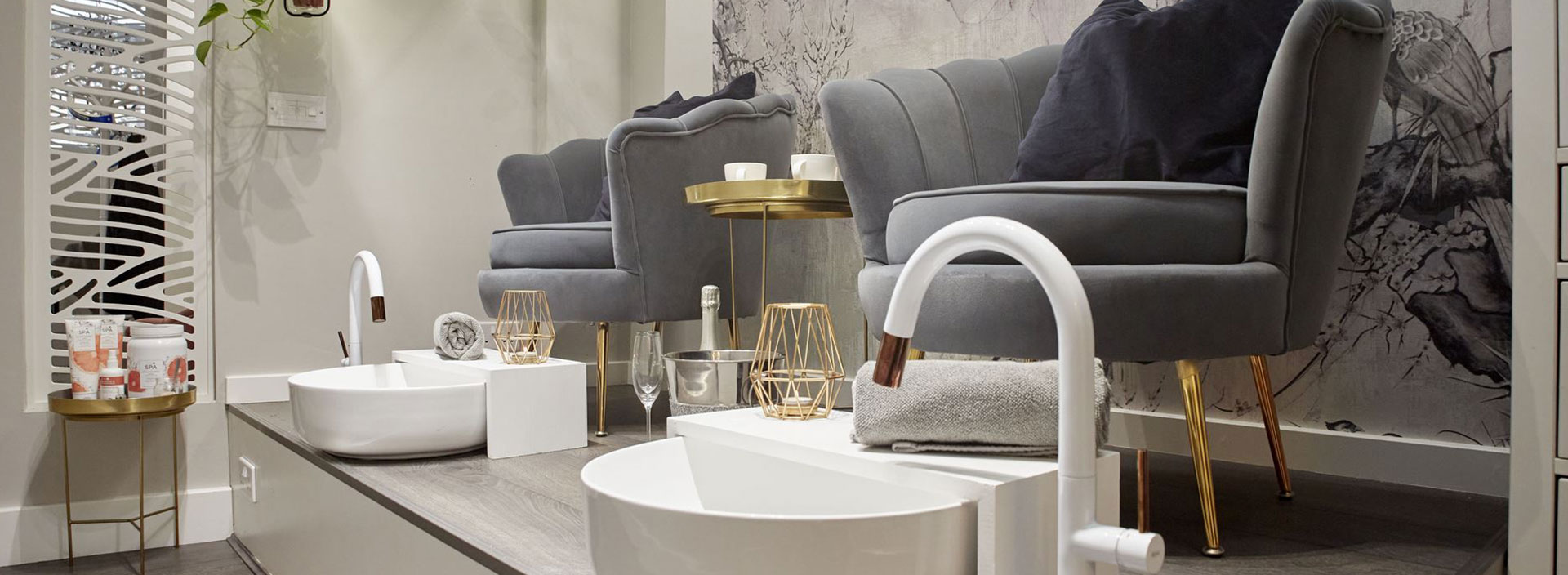 Salon reception area